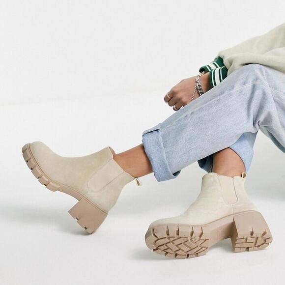 Steve Madden Sand Howler Chelsea Lug Sole Block Heel Ankle Boots Size 8.5 - Picture 2 of 12